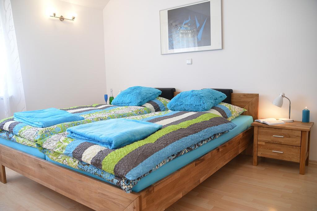 Sonnenhaus Ferienwohnungen Traben-Trarbach Rum bild